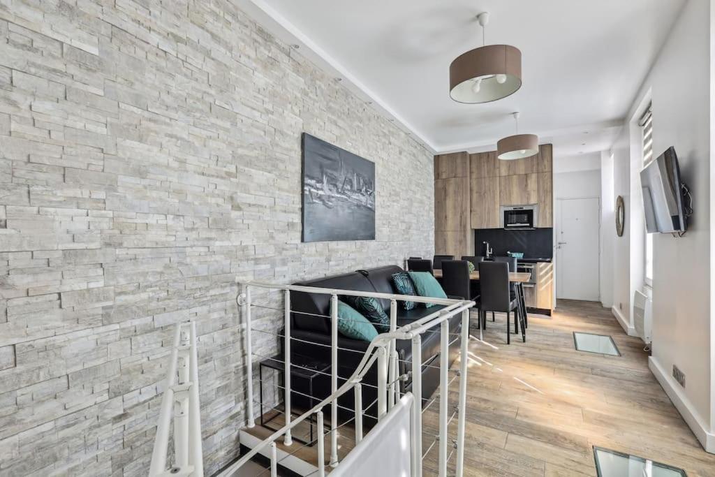 03 Tour Eiffel Appartement Pour 7 Personnes Paris Exterior photo